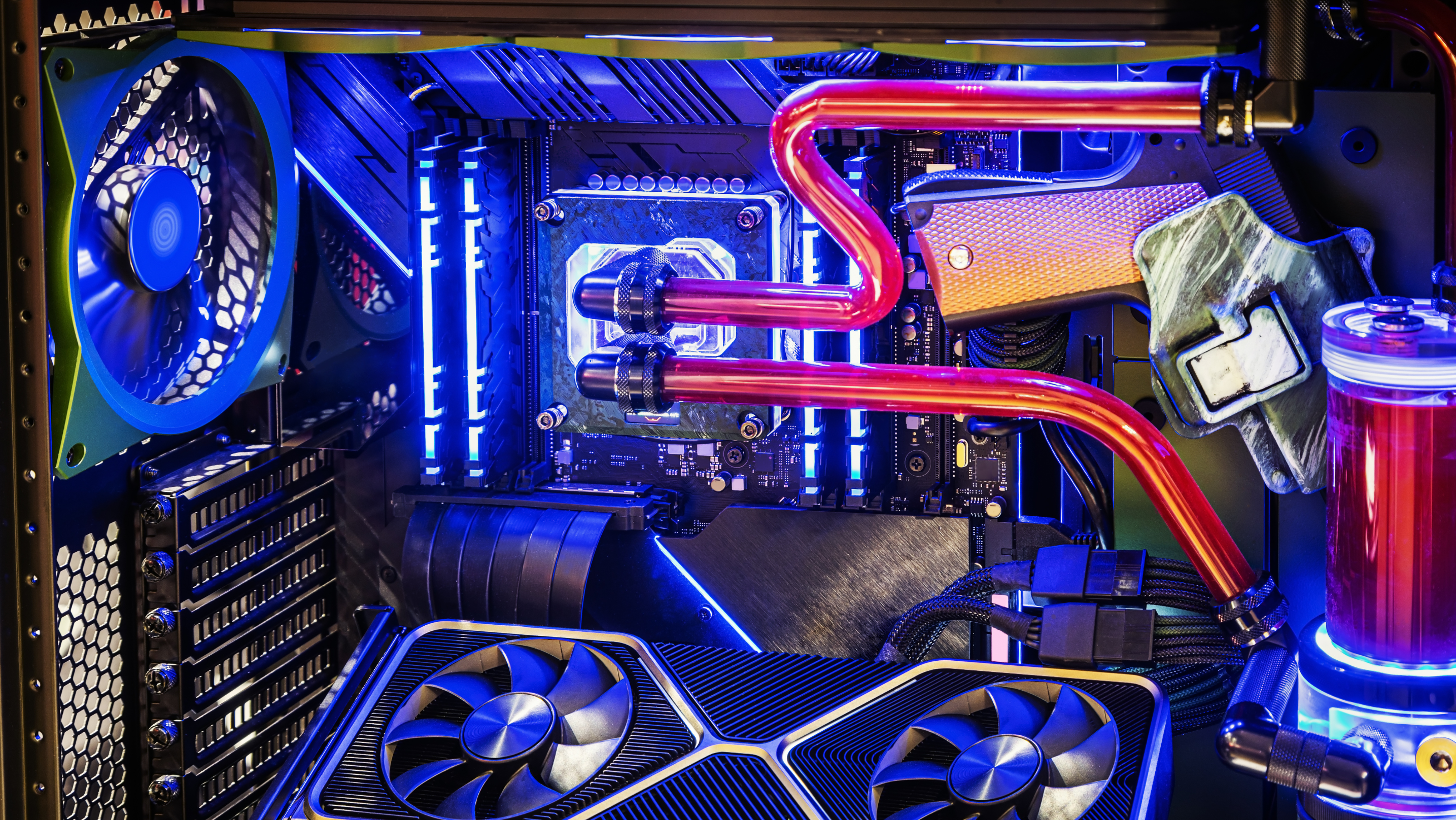 Water Cooling Setup Beginner's Guide To Custom Liquid Cooling | HYTE